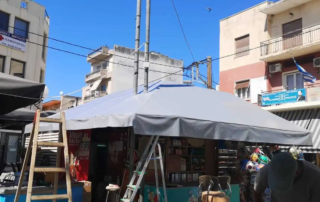 Τοποθέτηση τέντας σε περίπτερο