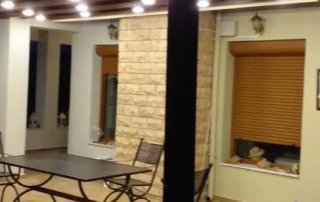 Άψογος φωτισμός της πέργκολας