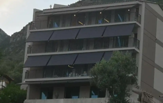 Τοποθέτηση 16τεμαχια τέντες τύπου κασέτα 525 prestige