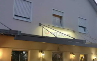 Κρεμαστή Περγολα PRO150 στο Restaurant meteora