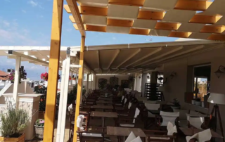 Τοποθέτηση τέντας στο Hotel Artemision