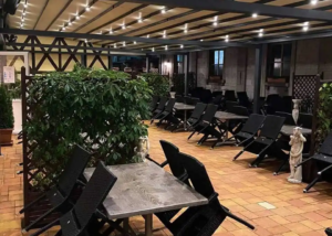 Τοποθέτηση τέντας στο Restaurant Delphi in Hof