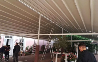 Κατασκευή Δύριχτης πέργκολας pro150, διαστάσεων 19,00x10,00 σε χρώμα Εκρού.