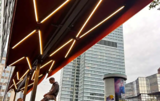 Εγκαάσταση τέντας στο Metropol Kebab Haus