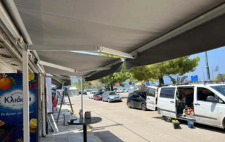 Κατασκευή υφασμάτινης τέντας σε χρώμα γκρί