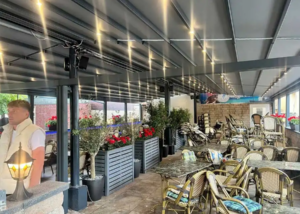 Δυριχτη κατασκευή με πέργκολες σε χρώμα ανθρακί με φωτισμό led