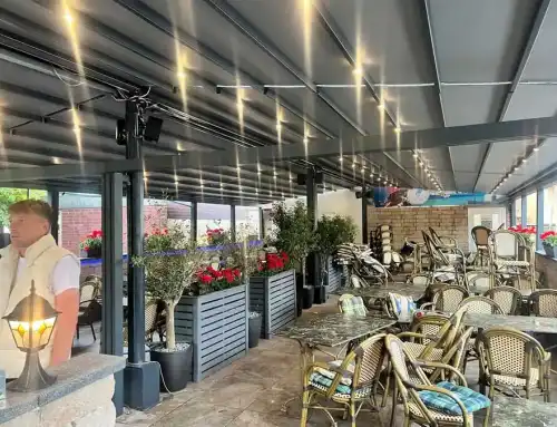 Δυριχτη κατασκευή με πέργκολες σε χρώμα ανθρακί με φωτισμό led