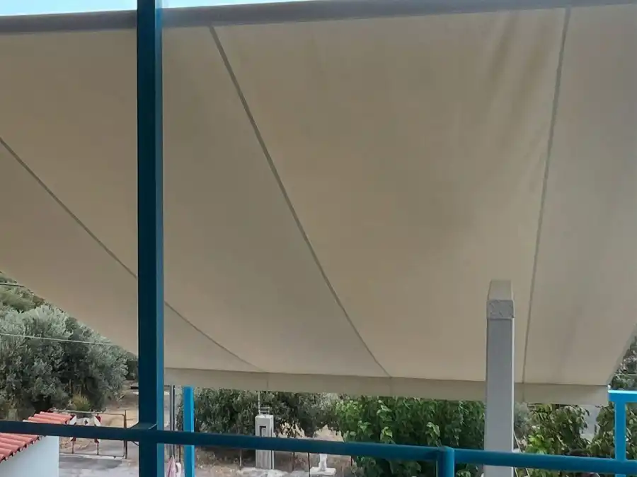 Τέντα με αντιριδες στα Χρόνια Ευβοίας